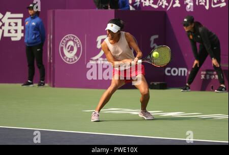 Tianjin, Tianjin, Cina. 15 ottobre, 2018. Tianjin, Cina-tennis francese player Caroline Garcia sconfigge Su-Wei Hsieh 2-0 a 2018 WTA Tianjin aperto in nord ChinaÃ¢â'¬â"¢s Tianjin. Credito: SIPA Asia/ZUMA filo/Alamy Live News Foto Stock