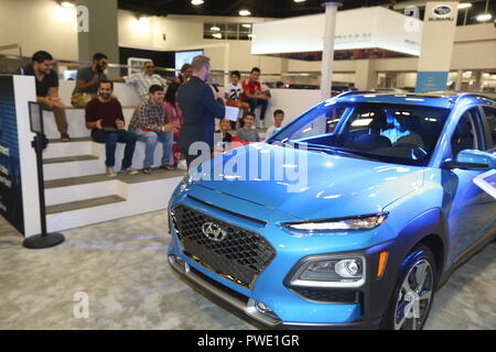 Miami Beach, FL, Stati Uniti d'America. Xiii oct, 2018. Miami International Auto Show al Miami Beach Convention Center in ottobre 13, 2018 a Miami Beach, in Florida. Persone: atmosfera Credito: Hoo Me.Com/Media punzone/Alamy Live News Foto Stock