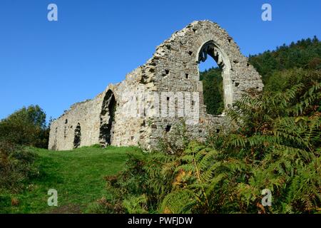 Capel Mair noto anche come cappella Cryke o Hen Eglwys sorge su Graig Fawr collina sopra Margam Abbey Margam Park Port Talbot nel Galles Cymru REGNO UNITO Foto Stock