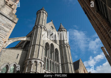 Architettura gotica esterno della chiesa di Nostra Signora di Bruges, Fiandre, in Belgio Foto Stock