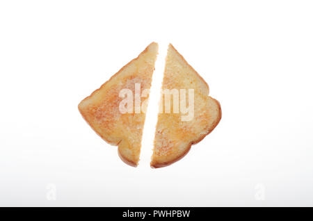 Imburrata caldi toast bianchi tagliati a metà Foto Stock