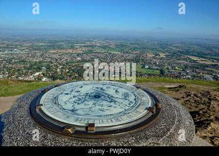 Commemorazione di sessanta anni della regina Victoria. Vista dal faro di Worcester, Worcestershire Beacon, Il Faro, Worcestershire, Malvern Hills, England, Regno Unito Foto Stock