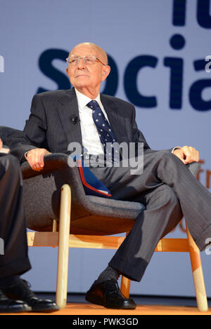 Roma, Italia. Xvi oct, 2018. Il costituzionalista Sabino Cassese aveva presso il gruppo di ance, Associazione Nazionale dei Costruttori, presso l Auditorium della conciliazione di Roma. Credit: Indipendente Agenzia fotografica/Alamy Live News Foto Stock