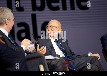 Roma, Italia. Xvi oct, 2018. Il costituzionalista Sabino Cassese aveva presso il gruppo di ance, Associazione Nazionale dei Costruttori, presso l Auditorium della conciliazione di Roma. Credit: Indipendente Agenzia fotografica/Alamy Live News Foto Stock