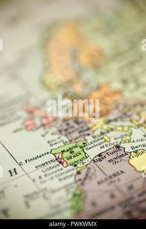 La Spagna è il punto di messa a fuoco su un vintage map. Foto Stock