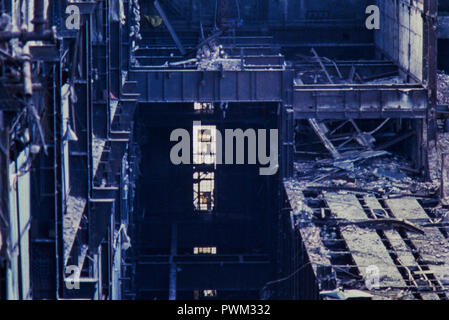 Battersea Power Station - Caldaia casa 'B' Marzo 1988 Foto Stock