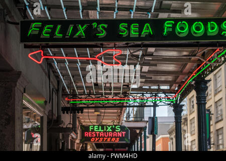 Indicazioni su Bourbon Street nel Quartiere Francese Foto Stock