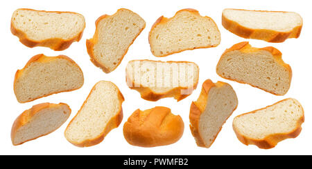 Fette di pane bianco isolato su sfondo bianco Foto Stock