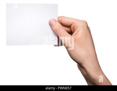 Mano che tiene un foglio bianco di carta. Foto Stock