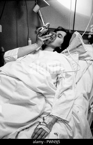 Archivi 90ies: dare la nascita in ospedale Hotel-Dieu, Lione, Francia Foto Stock