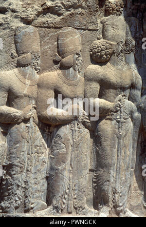 Sasaniane Impero. 3. secolo. Il bassorilievo raffigurante il Saphur Ho Parade, celebrando il re della vittoria militare nell impero romano (244). Dettaglio. Naqsh-e Rajab. Provincia di far. Repubblica islamica di Iran. Foto Stock