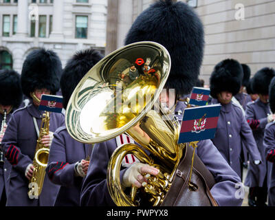 Banda di protezioni Lord Mayor's Parade City of London Novembre 2017 Foto Stock