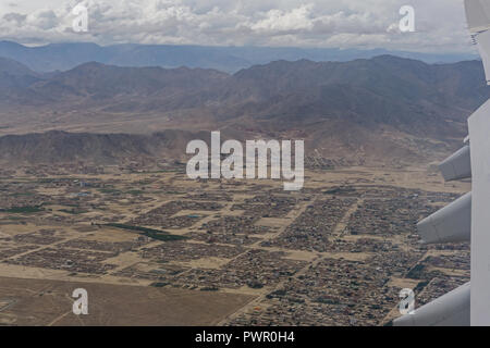 Volo oltre Kabul Afghanistan Foto Stock