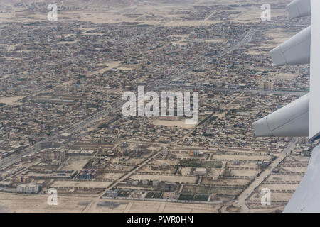 Volo oltre Kabul Afghanistan Foto Stock