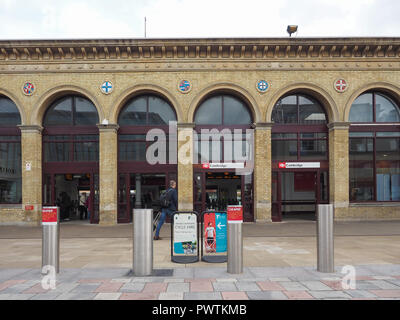 CAMBRIDGE, Regno Unito - circa ottobre 2018: Cambridge stazione ferroviaria Foto Stock