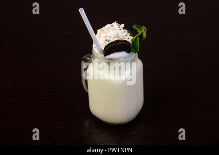 Latte dolce cocktail nel possibile Foto Stock