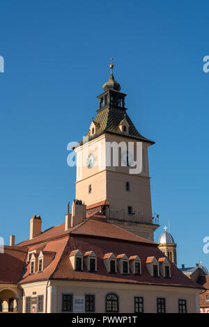 BRASOV, Transilvania/ROMANIA - 20 settembre : vista del municipio della città vecchia in Brasov Transilvania Romania il 20 settembre, 2018 Foto Stock