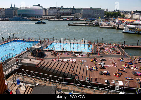 Allas mare Piscina, Hafen, Helsinki (nur fuer redaktionelle Verwendung. Keine Werbung. Referenzdatenbank: http://www.360-berlin.de. © Jens Knappe. Bildq Foto Stock