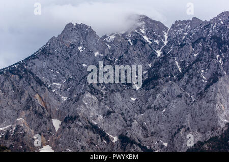 Paesaggio del Monte Athos in autonomo stato monastico di Santa Montagna, Calcidica, Grecia Foto Stock