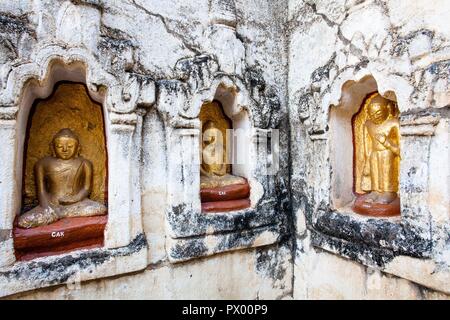 Dettaglio delle statue di Buddha a Mahabodi tempio di Bagan, Myanmar Foto Stock