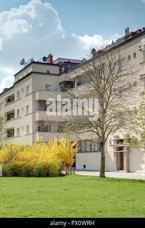 Wien, Gemeindebau des "Roten Wien - Vienna, Consiglio Tenement blocco, "rosso" di Vienna. Karl Marx-Hof, Heiligenstädter Straße 82-92, Karl Ehn 1927-1930 Foto Stock