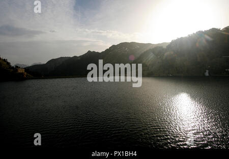 Estany major de Colomers. Aiguestortes Parco Nazionale. Pirenei, Spagna Foto Stock