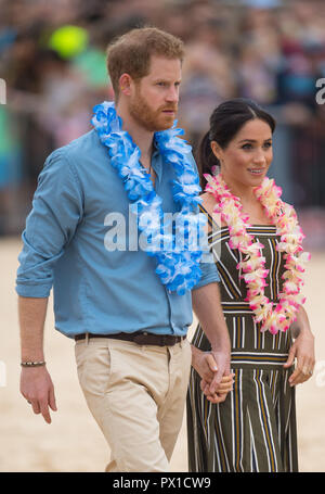 Il Duca e la Duchessa di Sussex durante una visita a sud di Bondi Beach a Sydney, il quarto giorno della coppia reale della visita in Australia. Foto Stock