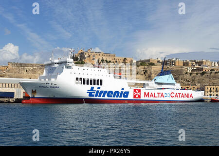 Veicolo Malta-Sicily traghetto al Grand Harbour di Malta Foto Stock