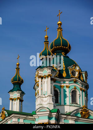 Kiev, Ucraina. 19 ott 2018. La Verkhovna Rada di Ucraina consegnato per la Chiesa di S. Andrea per libero utilizzo permanente del Patriarcato Ecumenico per la prestazione di servizi di culto e riti. Per questo 237 deputati hanno votato. Credito: Igor Golovnov/Alamy Live News Foto Stock