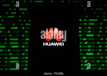 Cracovia in Polonia. Xix oct, 2018. Huawei logo è visto in un androide dispositivo mobile. Credito: Omar Marques/SOPA Immagini/ZUMA filo/Alamy Live News Foto Stock