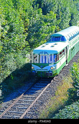 Il treno turistico di Livradois-Forez, Auvergne-Rhone-Alpes, Massif-Central, Francia Foto Stock