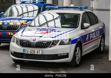 Parigi - Ott 2, 2018: Francese Police Nationale patrol auto al di fuori al Motor Show di Parigi. Foto Stock