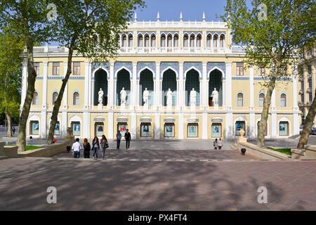 20-10-2018 Baku.Azerbaigian.Il museo di Nizami Ganjavi situato nel centro di Baku Foto Stock