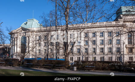 SOFIA, BULGARIA - 20 dicembre 2016: Università di Sofia San Kliment Ohridski, Bulgaria Foto Stock