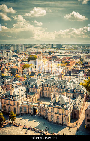 Vista panoramica su Strasburgo Francia dal di sopra con l'annata ton Foto Stock