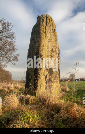 Il diavolo le frecce del neolitico pietre in piedi vicino a Boroughbridge, North Yorkshire Foto Stock