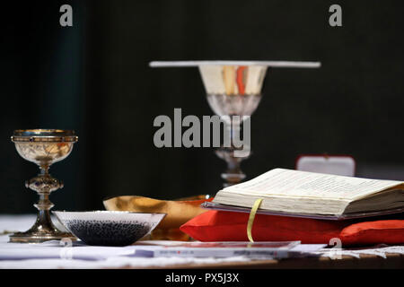 La Visitazione monastero. Catholic mass. Celebrazione eucaristica. Marclaz. La Francia. Foto Stock