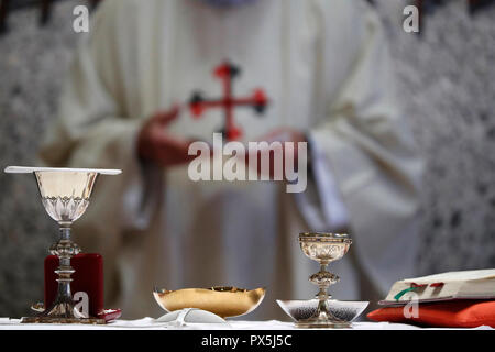 La Visitazione monastero. Catholic mass. Celebrazione eucaristica. Marclaz. La Francia. Foto Stock