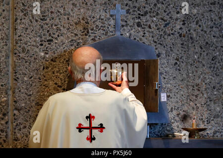 La Visitazione monastero. Catholic mass. Tabernacolo. Marclaz. La Francia. Foto Stock