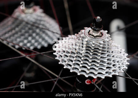 Criterio del Dauphine Libere corsa di ciclismo 2018. Bici da corsa. Ingranaggio di deragliatore. Close-up. Saint Gervais Mont Blanc. La Francia. Foto Stock