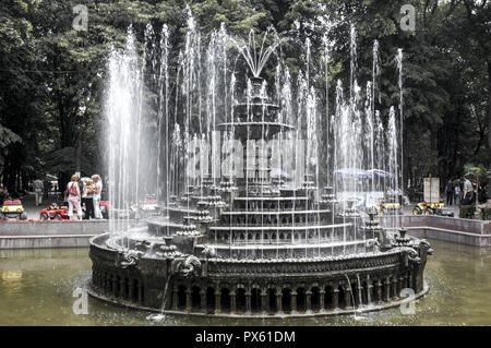 Chisinau, Parkul Stefan cel Mare, fontana, Moldavia Foto Stock