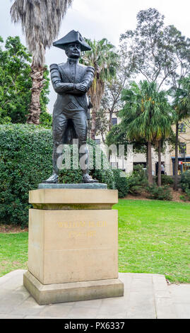 Statua di bronzo di Governatore William batterico in Bligh e Barney riserva nelle rocce Sydney NSW Australia. Foto Stock