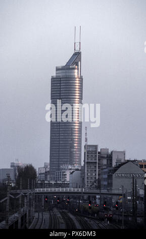 Edificio Torre di millenni di Vienna, Austria, Vienna, 20. distretto, Torre millenni Foto Stock