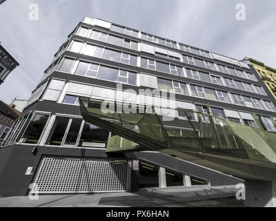 Vienna, ufficio moderno edificio, impuls center IP.Due, Lerchenfelder Guertel 43, architetto team PKK3, Austria, 16. distretto, Ottakring Foto Stock