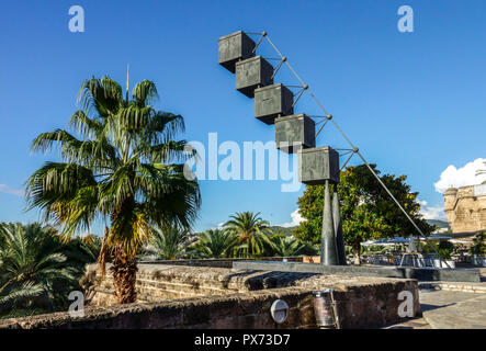 Arte moderna contemporanea es Baluard Museo Palma de Mallorca, Santiago Calatrava scultura chiamata Bou Foto Stock