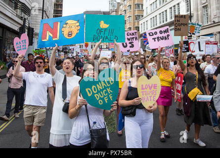 Proteste come Donald Trump visite nel Regno Unito a Londra il 13 luglio 2018. Foto di Andy Rowland. Foto Stock