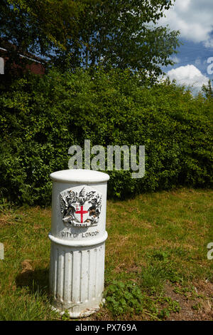 Milemarker a New Addington, Croydon, Inghilterra, Regno Unito, Europa Foto Stock