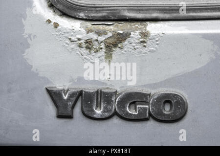 Marca auto Yugo, arrugginito, Serbia-Montenegro, Belgrado Foto Stock