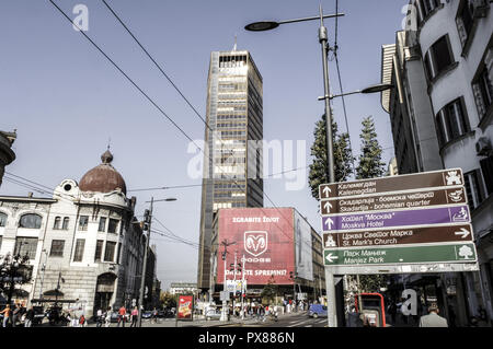 Beograd, ufficio edificio Beogradjanka dall architetto Branko Pesic, nero della casa, Serbia-Montenegro, Belgrado Foto Stock