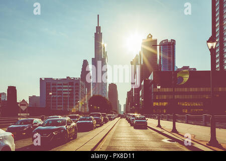 PHILADELPHIA - STATI UNITI D'America - 19 settembre 2018: l'orario di alba presso il centro citta' di Filadelfia durante l'estate. Foto Stock